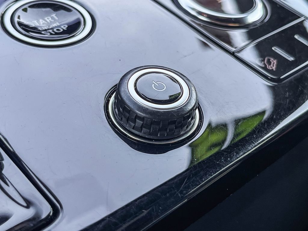 Used 2023 Land Rover Range Rover Sport SE image 27
