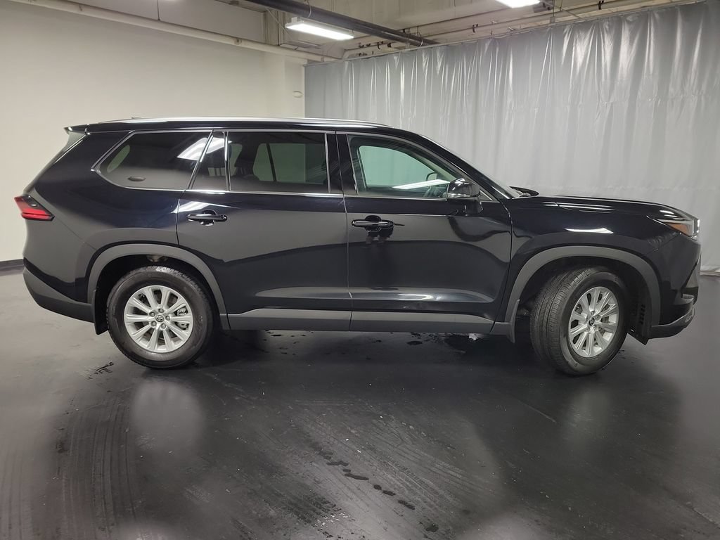 Used 2026 Toyota Grand Highlander AWD image 9