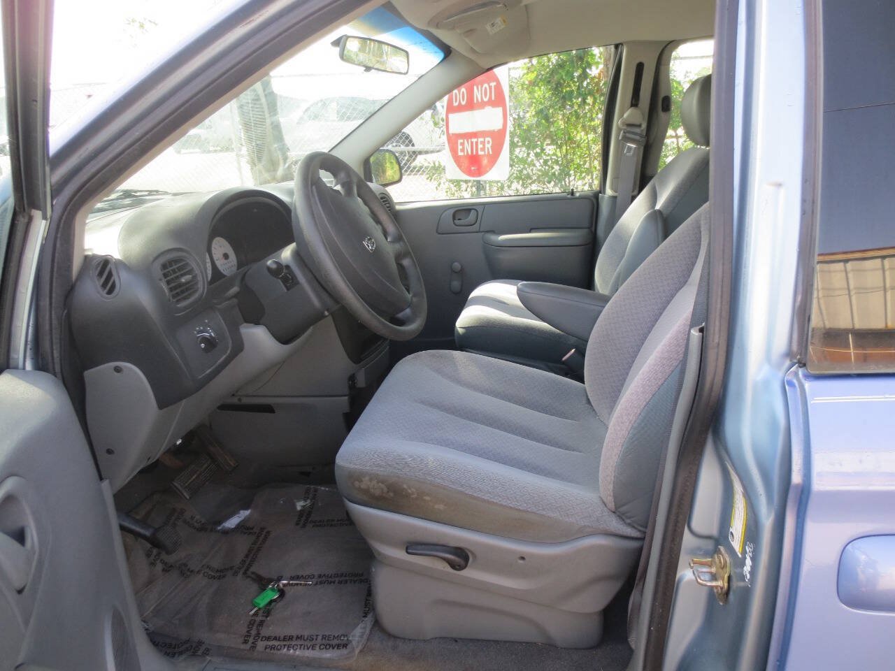 Used 2006 Dodge Caravan SE FWD image 4