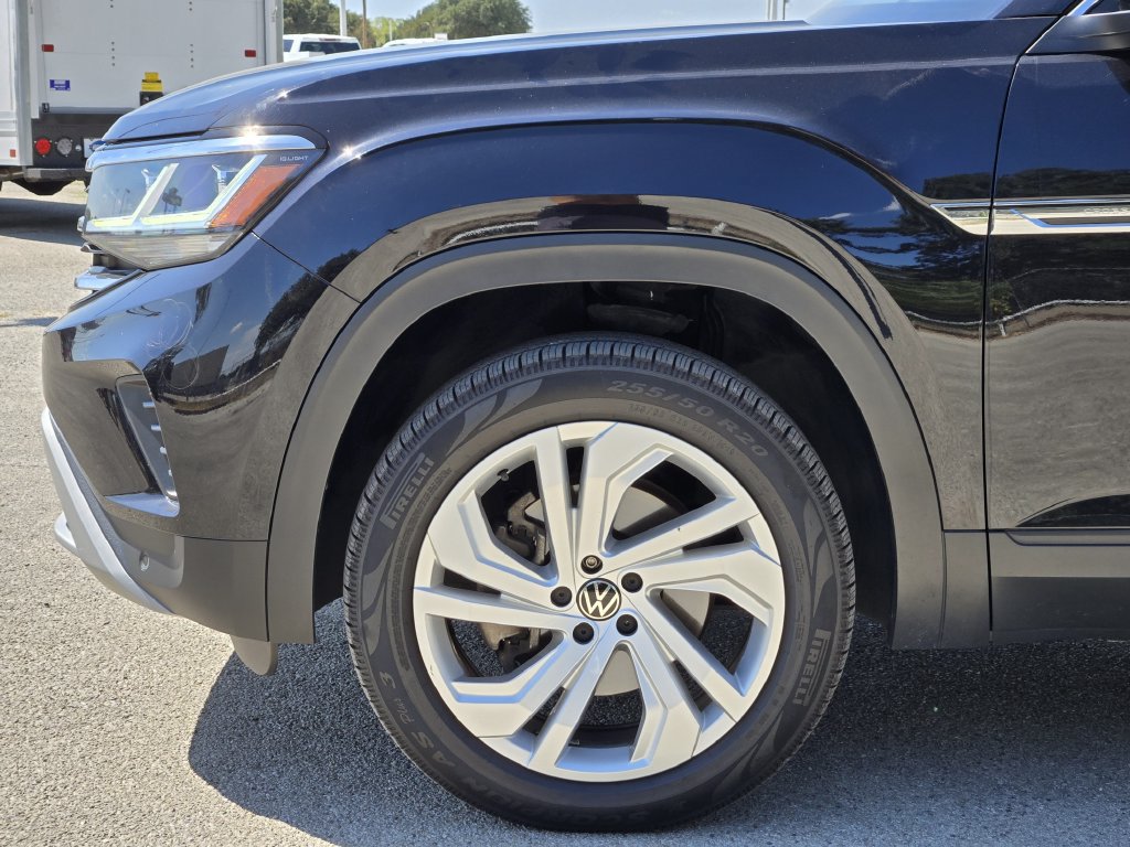 Used 2020 Volkswagen Atlas Cross Sport SEL AWD/4WD image 8