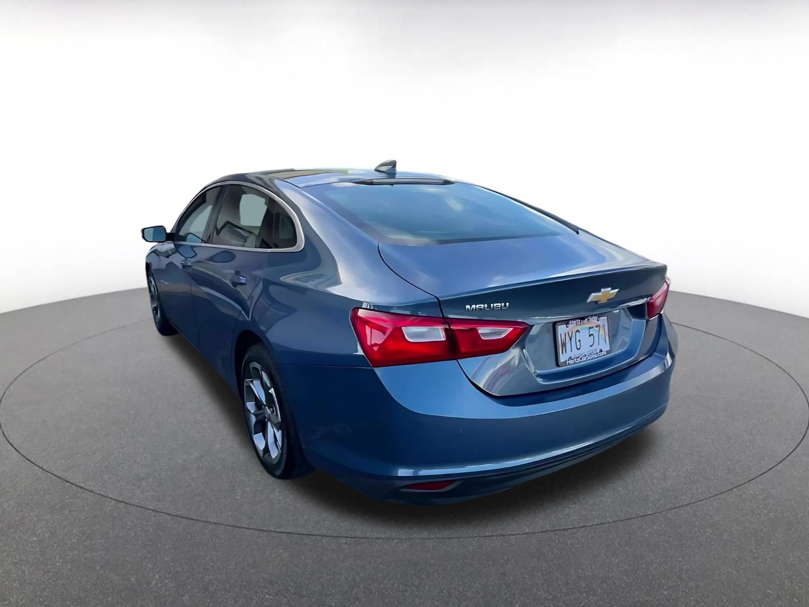 Used 2024 Chevrolet Malibu LT FWD image 11