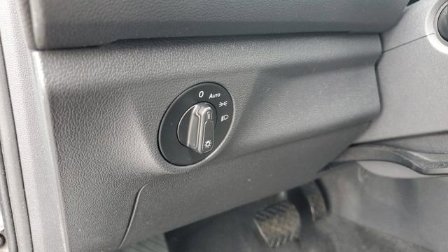 Used 2019 Volkswagen Jetta S w/ Driver Assistance Package image 7