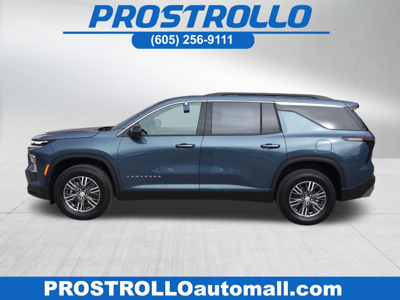 New 2026 Chevrolet Traverse LT w/ Driver Confidence Package image 1