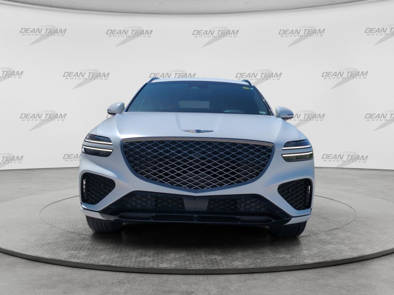 Used 2023 Genesis GV70 3.5T Sport w/ Sport Advanced Package AWD/4WD image 2