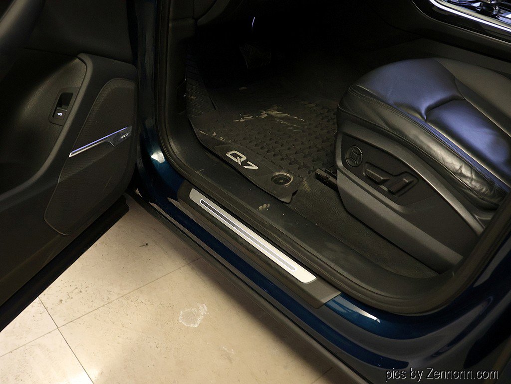 Used 2020 Audi Q7 3.0T Premium Plus w/ Premium Plus Package image 27