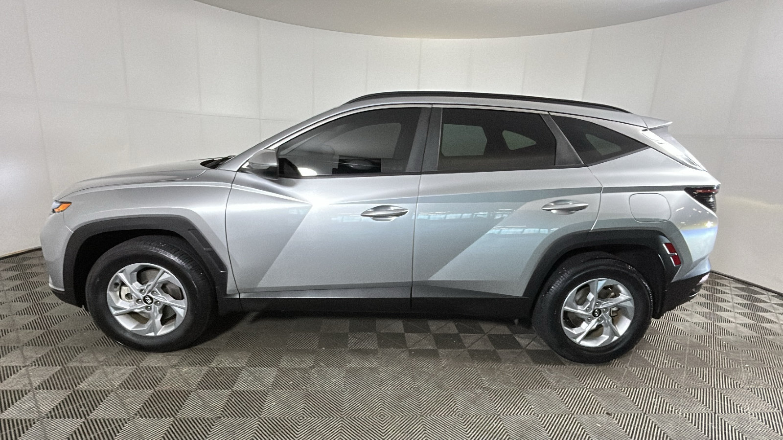 Used 2023 Hyundai Tucson SEL AWD/4WD image 7