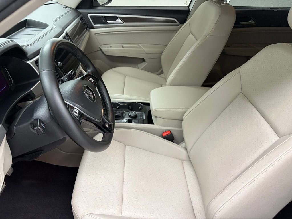 Used 2019 Volkswagen Atlas SEL R-Line image 18