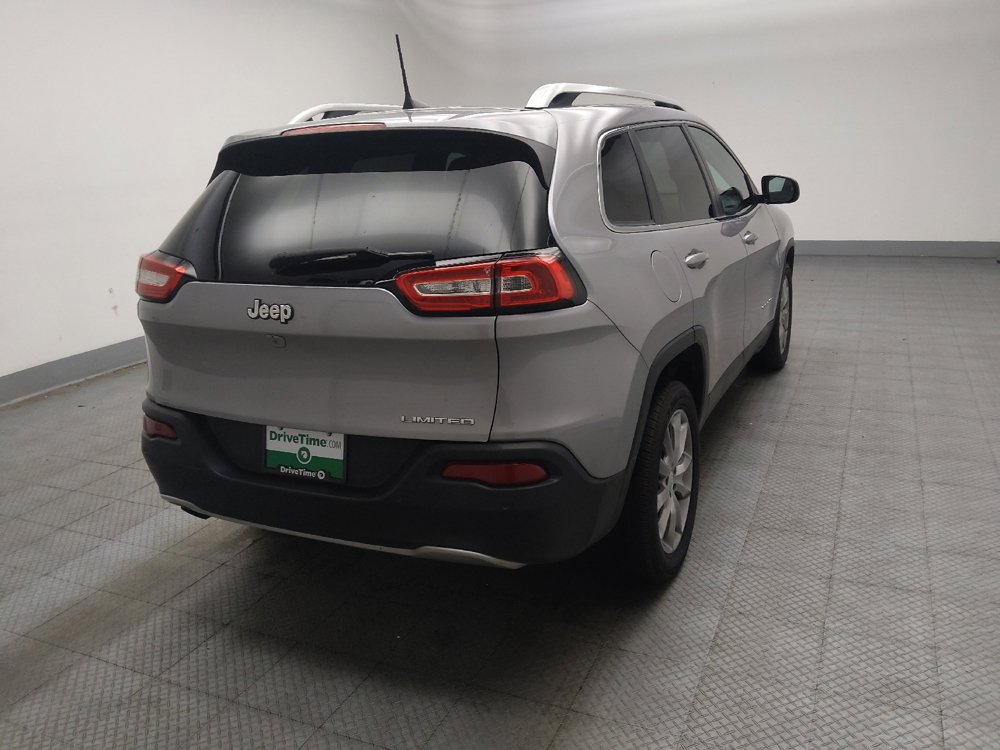 Used 2018 Jeep Cherokee Limited FWD image 9