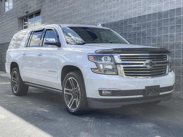 Used 2019 Chevrolet Suburban Premier image 2