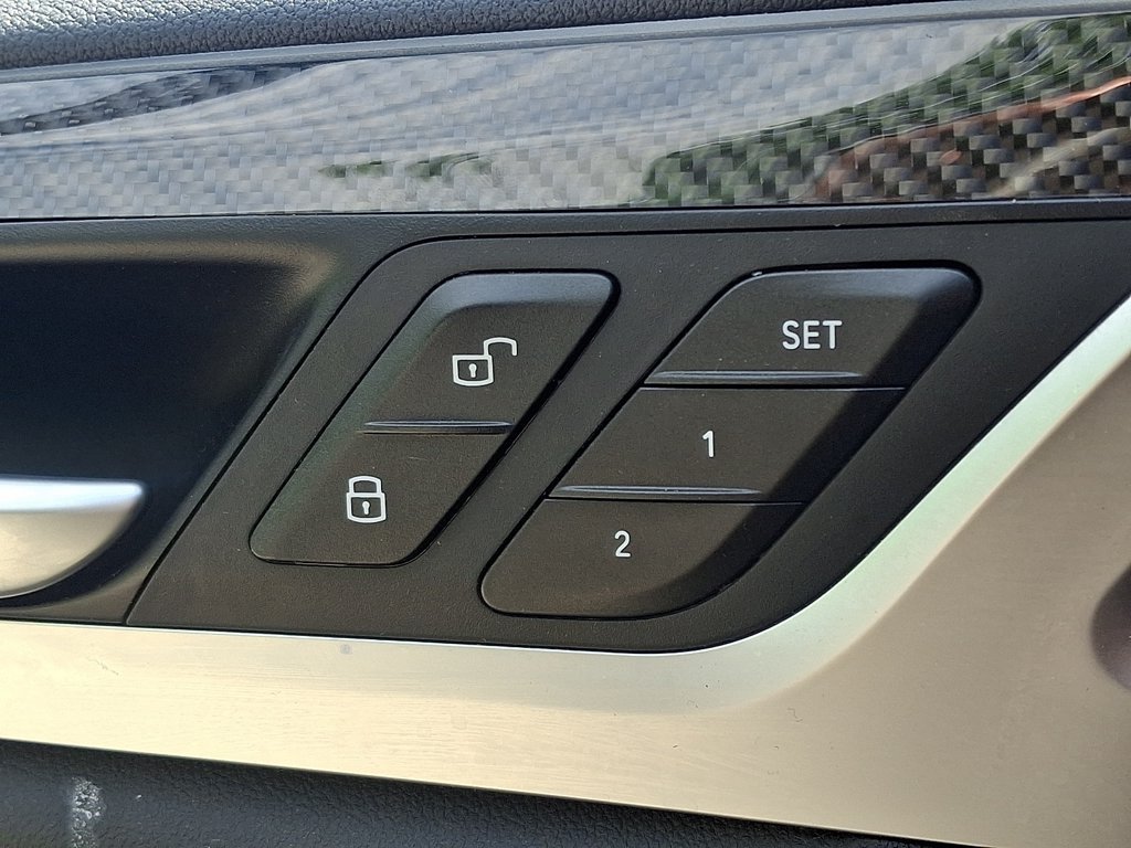 Certified 2024 BMW X4 M40i AWD/4WD image 27
