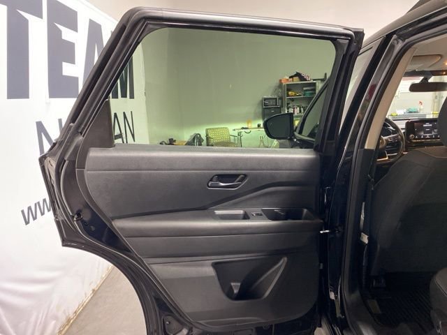 Certified 2025 Nissan Pathfinder SV AWD/4WD image 23