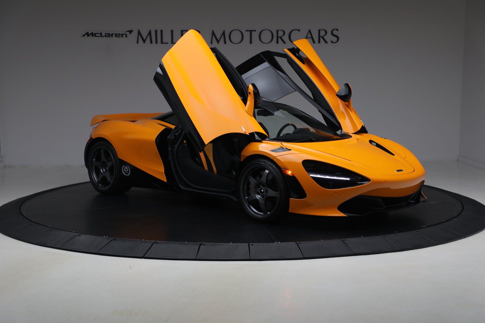 Used 2021 McLaren 720S RWD image 19