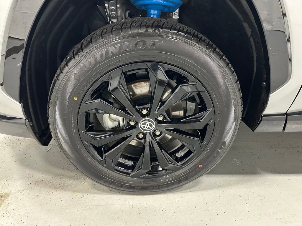 Used 2025 Toyota RAV4 XSE w/ Weather Package image 66