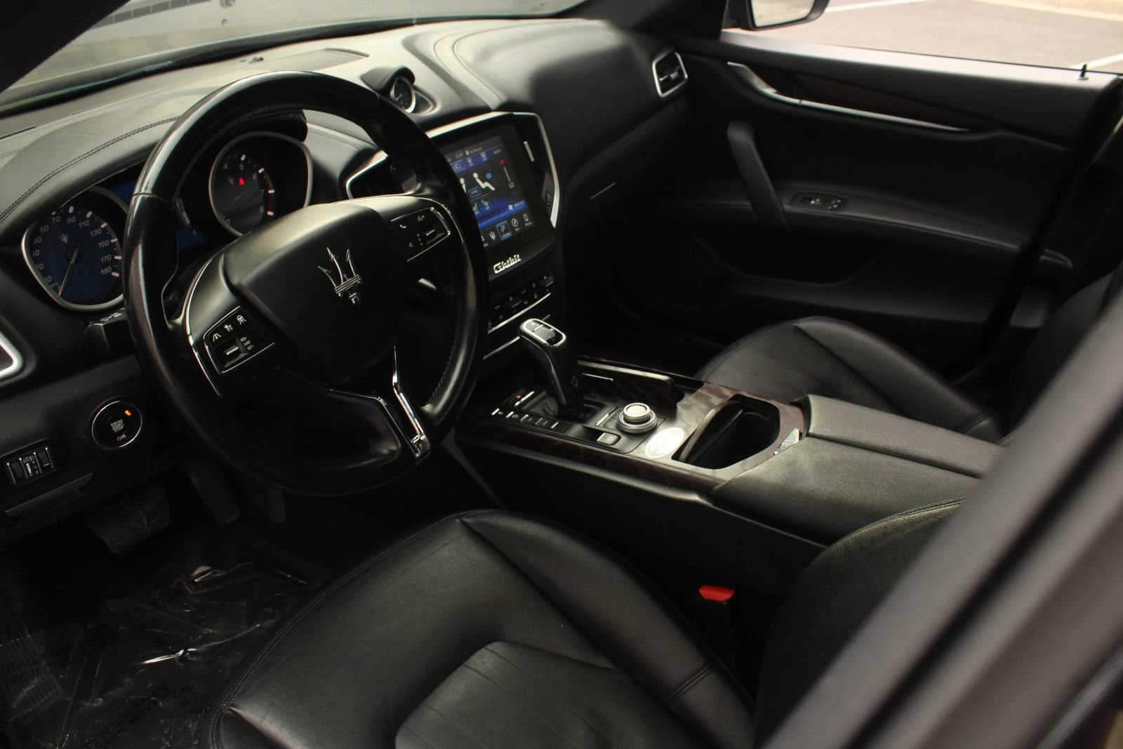 Used 2019 Maserati Ghibli S Q4 AWD/4WD image 13