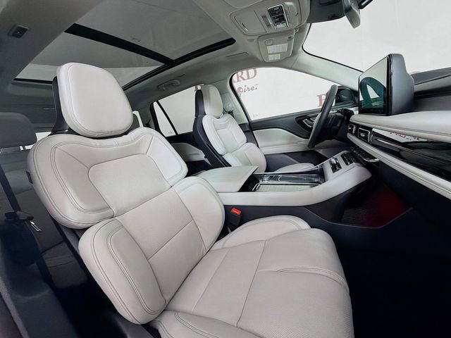 New 2026 Lincoln Aviator Reserve AWD/4WD image 32