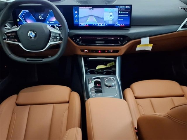 Used 2025 BMW 330i xDrive 330i xDrive w/ Premium Package image 17