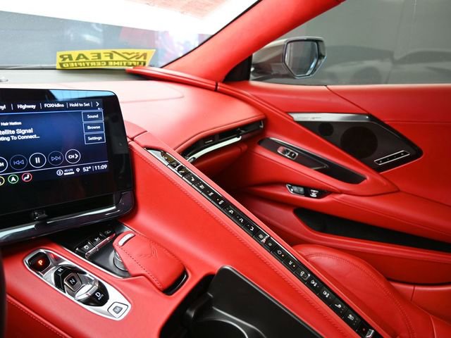 Used 2023 Chevrolet Corvette Stingray Premium Conv w/ Z51 Performance Package image 19