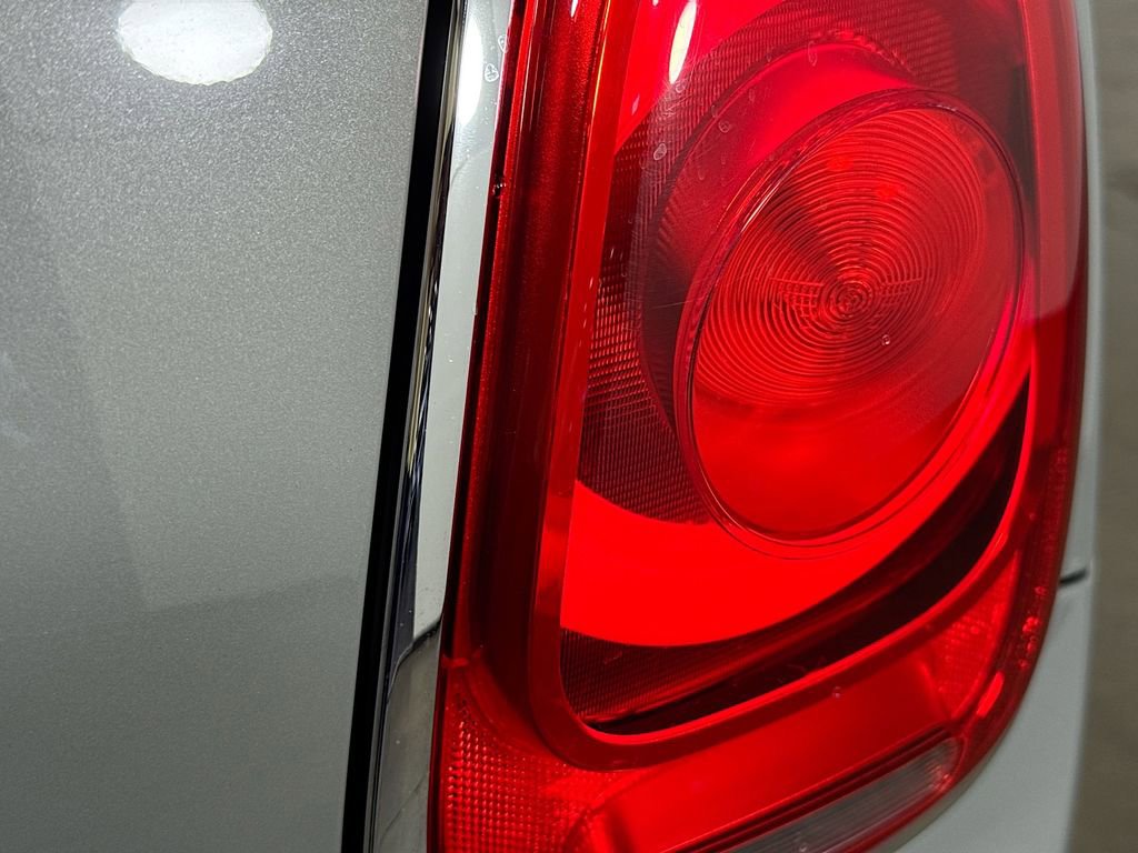 Used 2019 MINI Cooper S w/ Signature Upholstery Package image 31