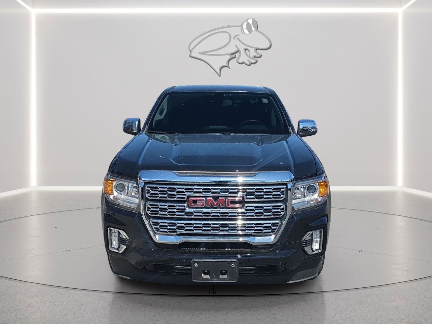 Used 2022 GMC Canyon Denali w/ Denali Black Edition Package AWD/4WD image 18