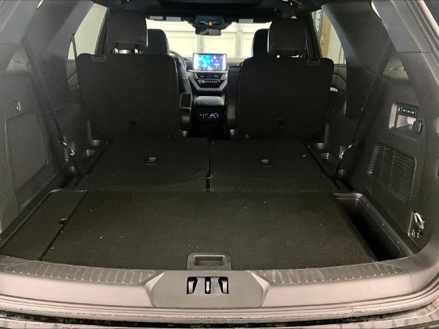 Used 2025 Ford Explorer ST w/ Sun And Sound Package AWD/4WD image 35