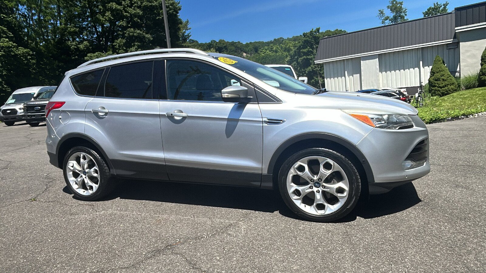 Used 2013 Ford Escape Titanium w/ Parking Technology Pkg AWD/4WD image 11