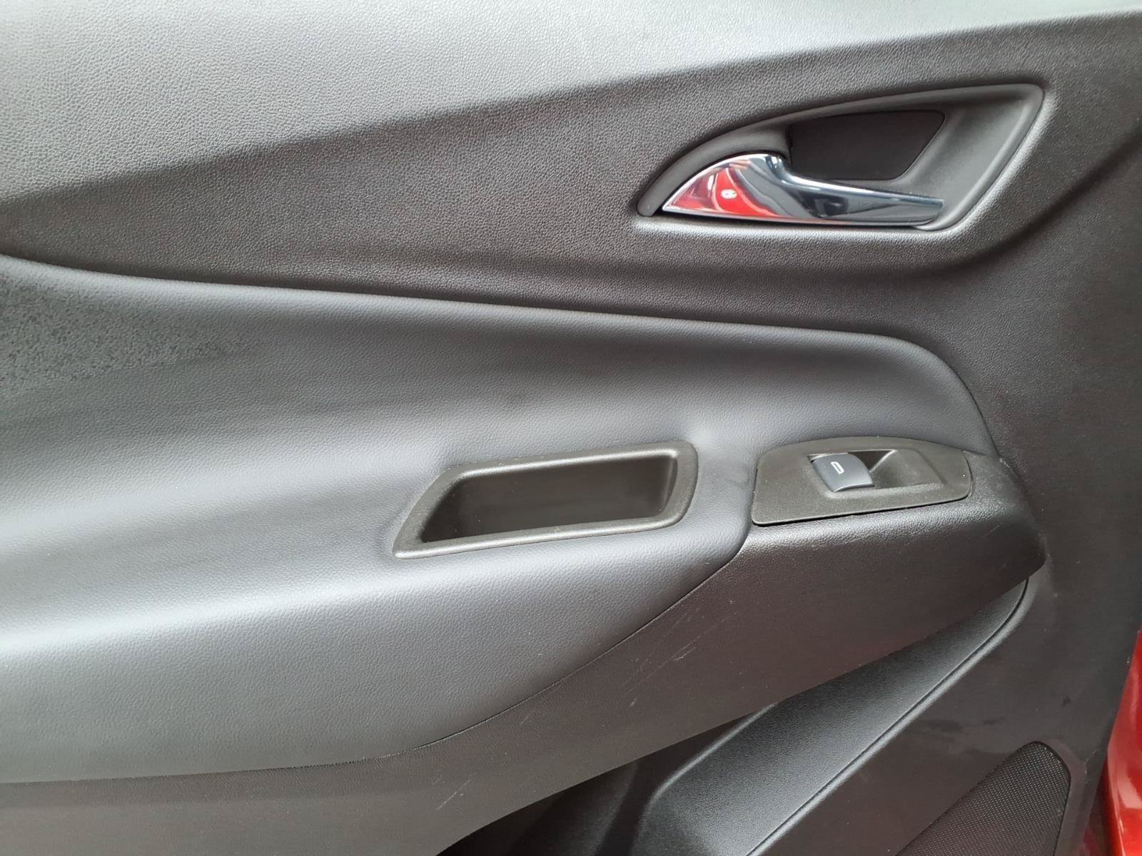 Used 2024 Chevrolet Equinox LT w/ LPO, Floor Liner Package FWD image 9