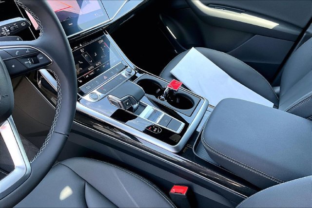 New 2026 Audi Q7 2.0T Premium AWD/4WD image 14