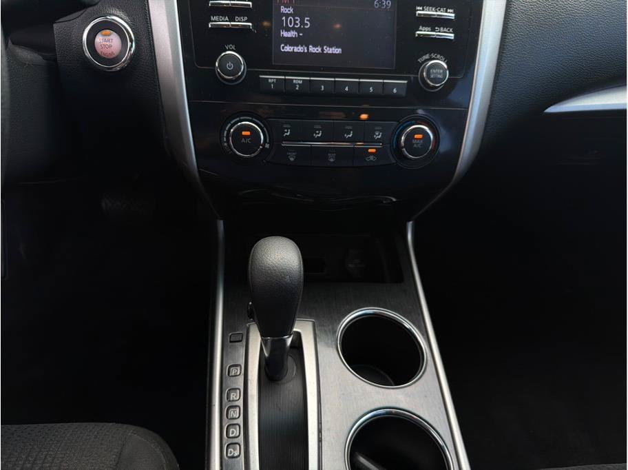 Used 2014 Nissan Altima 2.5 S w/ Display Audio Package FWD image 17