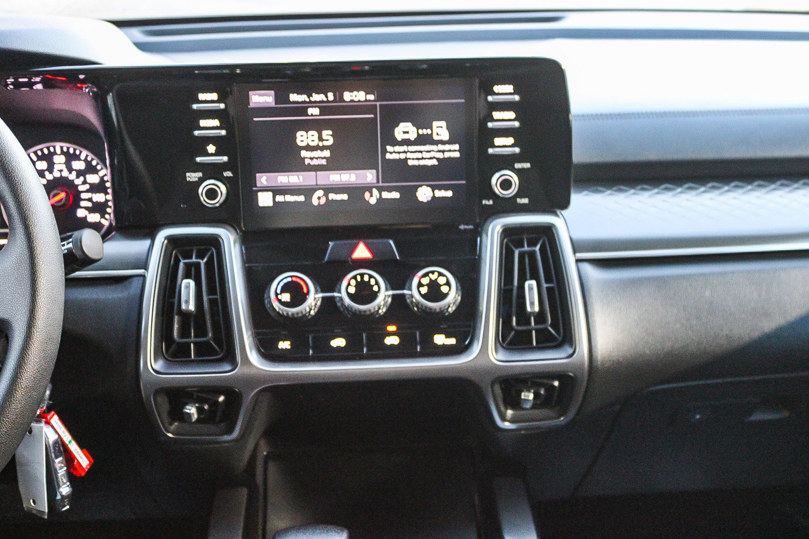 Used 2023 Kia Sorento LX image 13