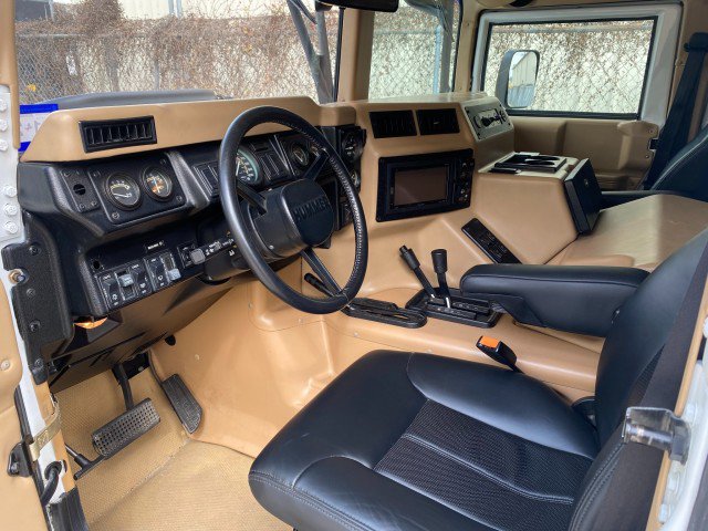 Used 1997 HUMMER H1 4-Door Wagon image 13
