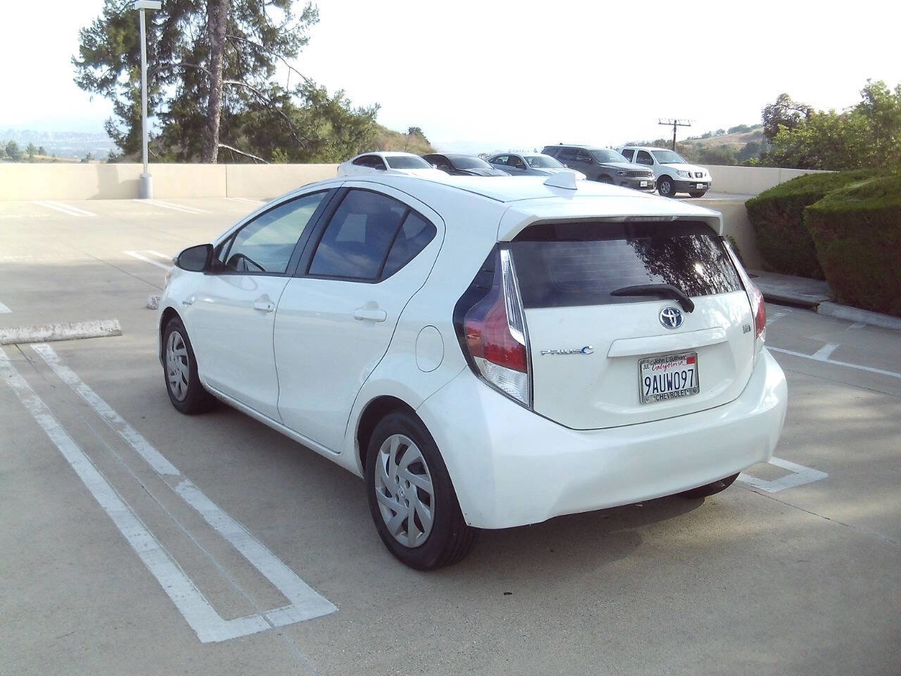 Used 2015 Toyota Prius C One FWD image 6