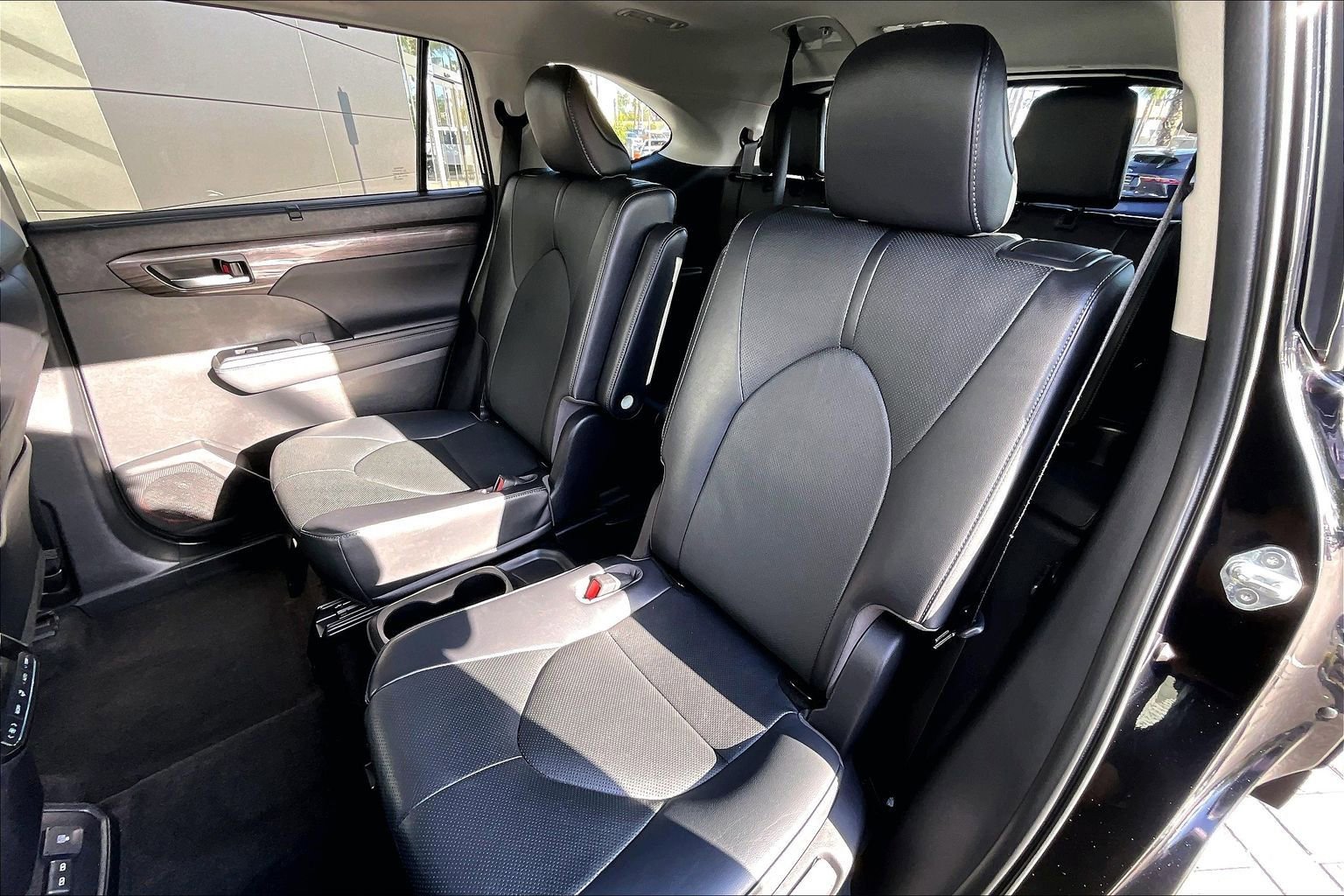 Used 2023 Toyota Highlander Limited AWD/4WD image 26