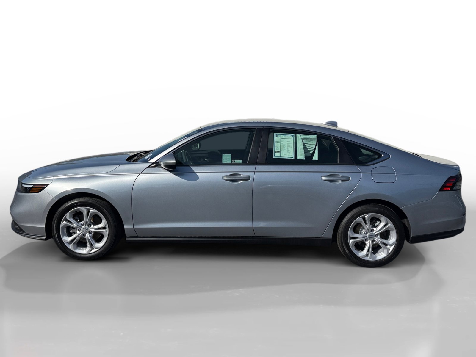 Used 2025 Honda Accord LX image 2