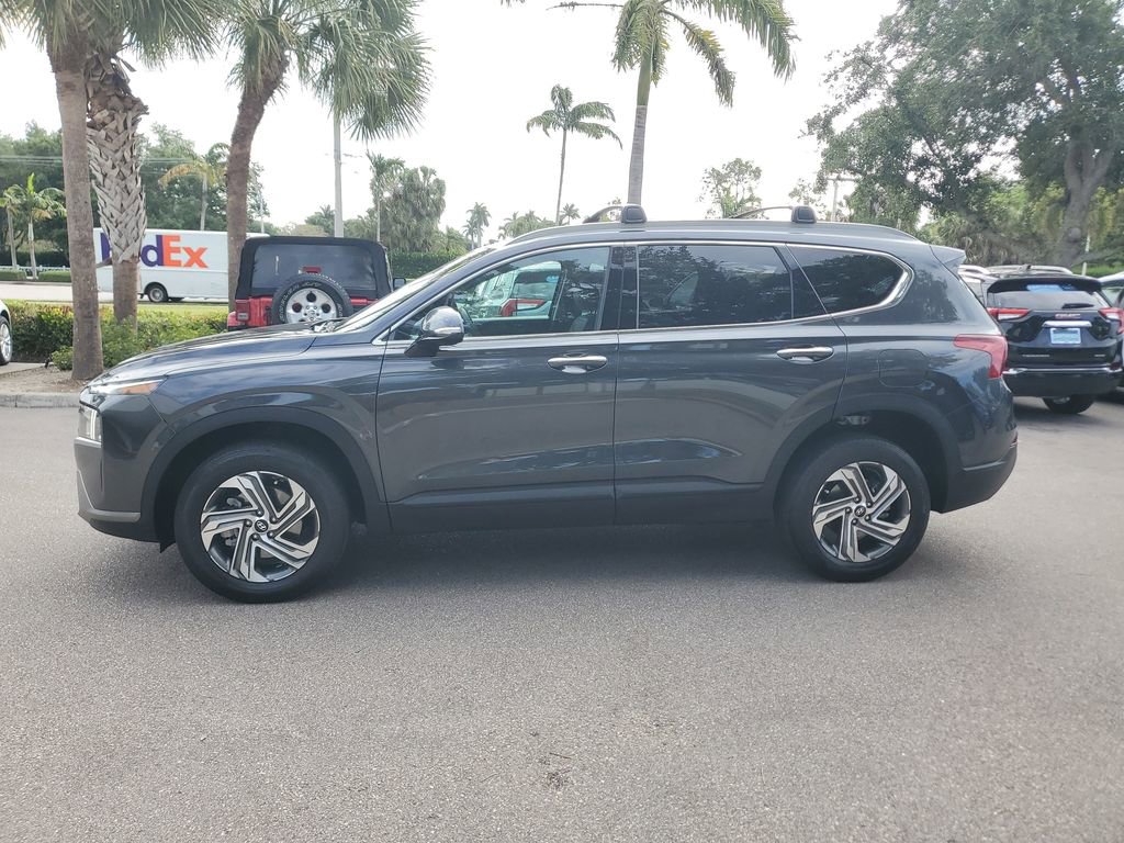 Used 2023 Hyundai Santa Fe SEL image 3