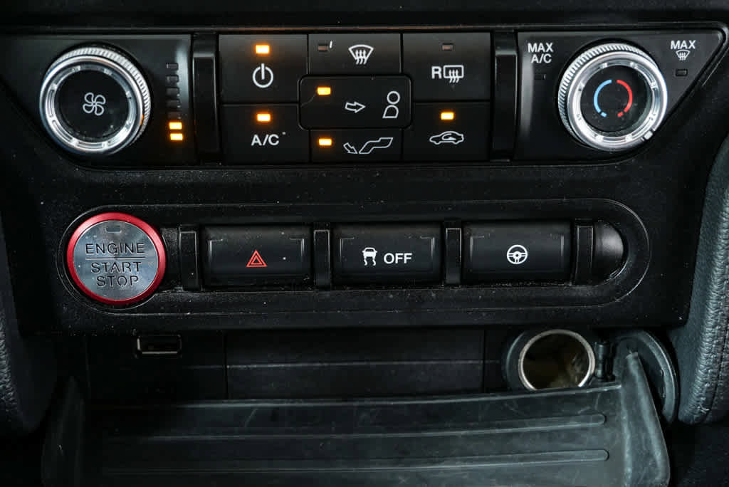 Used 2019 Ford Mustang Coupe image 12