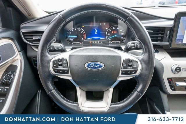 Used 2023 Ford Explorer XLT w/ Equipment Group 202A image 6