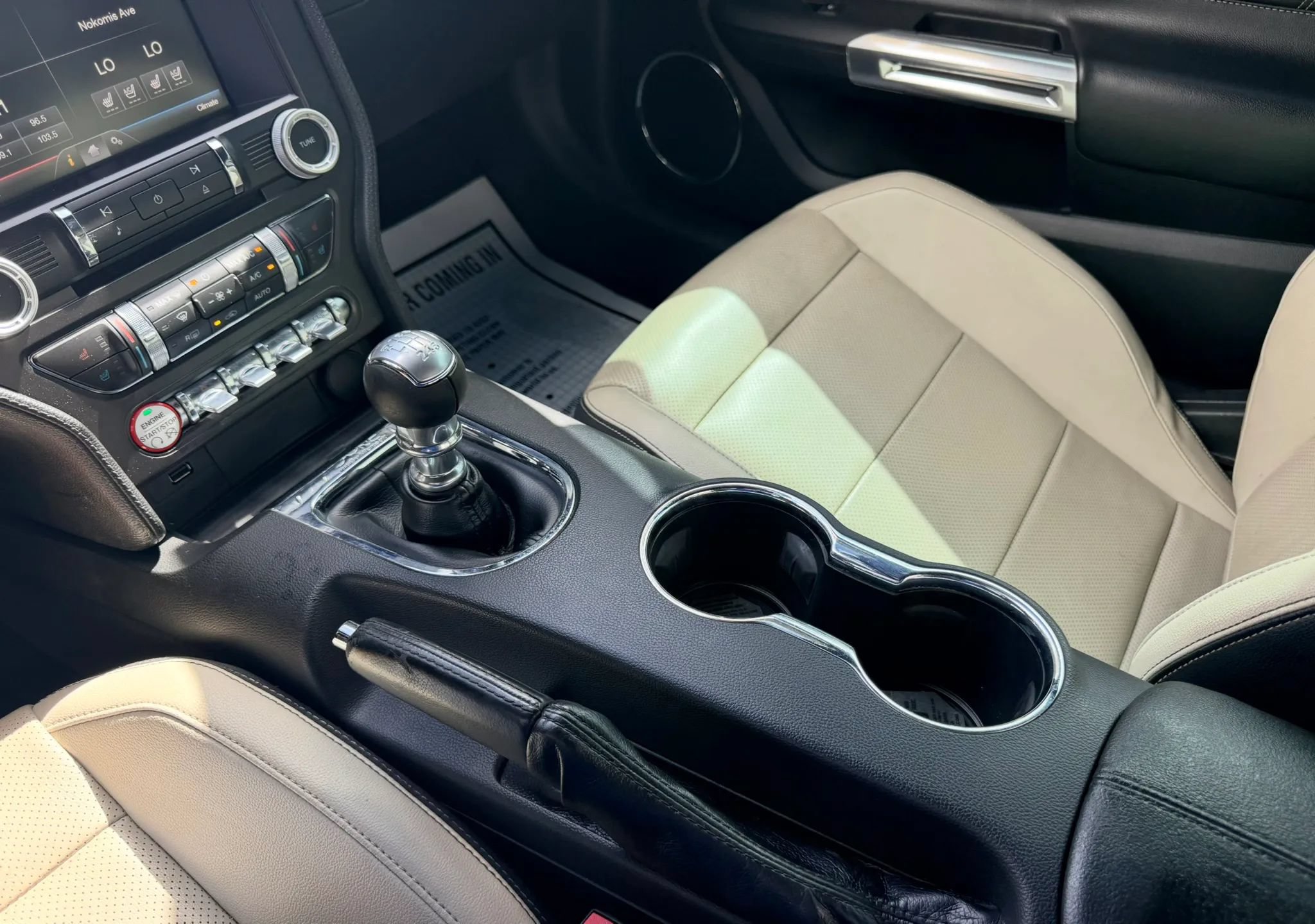 Used 2015 Ford Mustang GT Premium RWD image 21