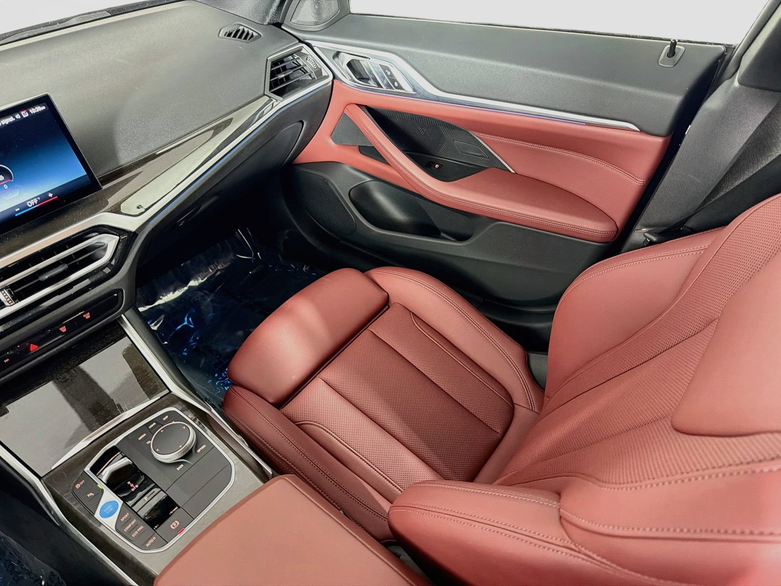 Certified 2023 BMW i4 eDrive35 w/ Premium Package RWD image 24