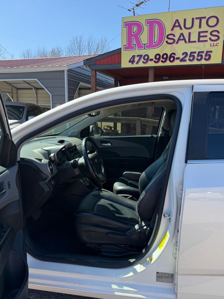 Used 2016 Chevrolet Sonic LTZ w/ Driver Confidence Package image 6