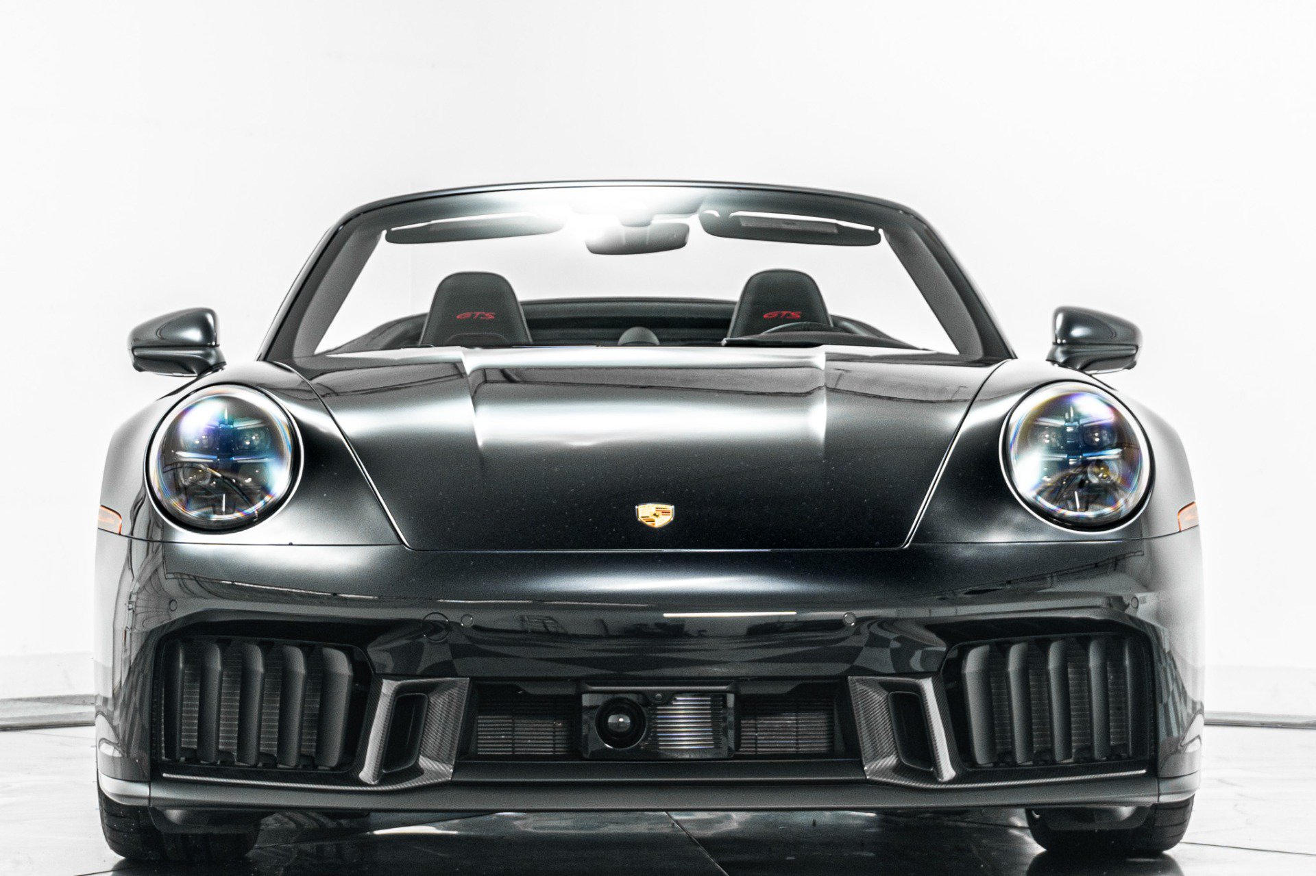 Used 2026 Porsche 911 GTS image 4