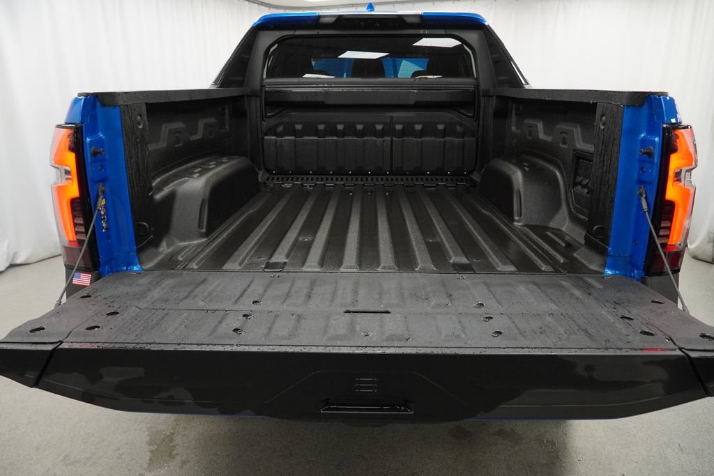 New 2026 Chevrolet Silverado EV LT AWD/4WD image 24
