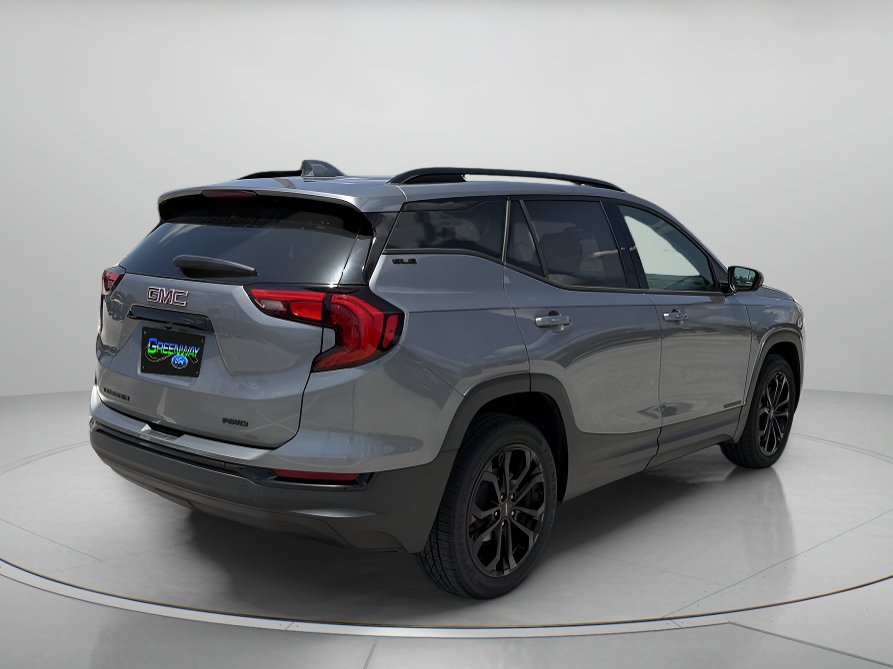 Used 2020 GMC Terrain SLE w/ Elevation Edition AWD/4WD image 3