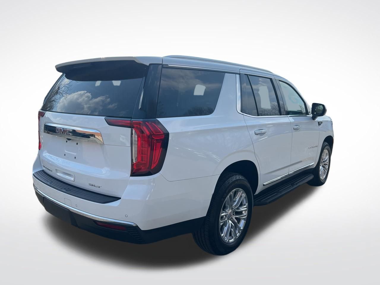Used 2021 GMC Yukon SLT image 6