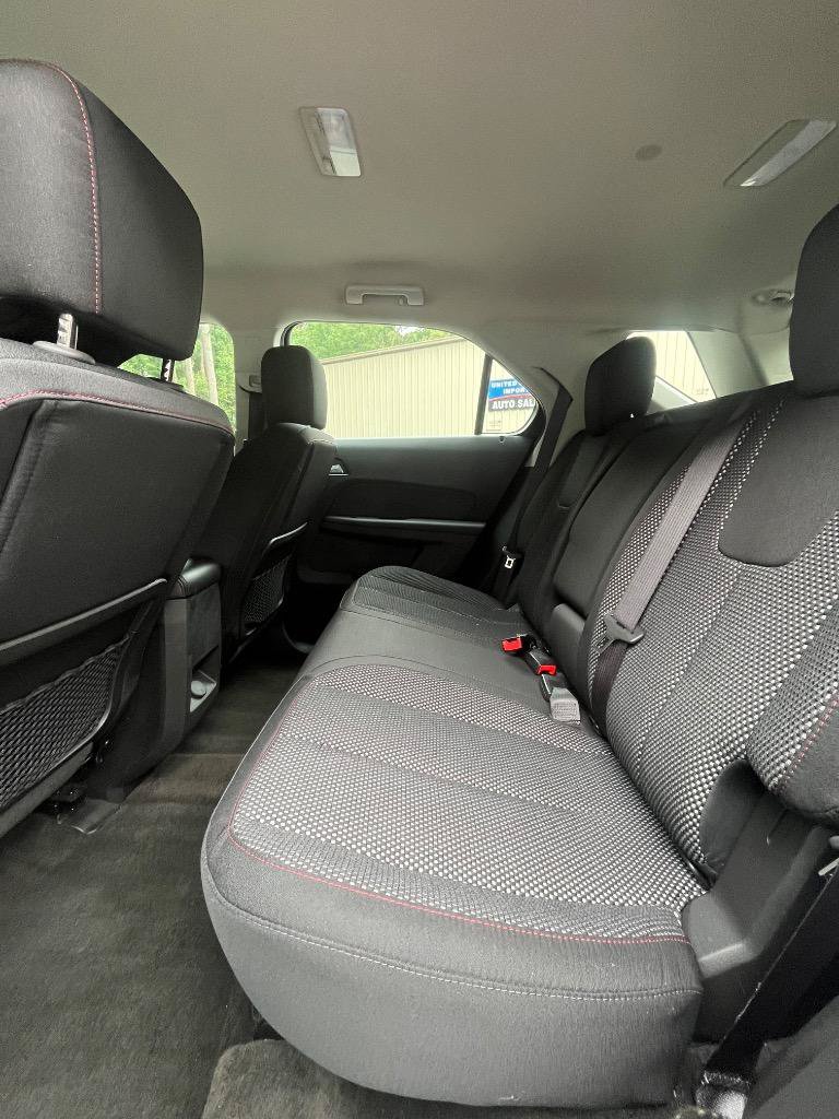 Used 2017 Chevrolet Equinox LS FWD image 22