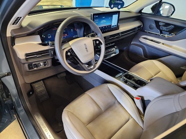 Used 2023 Lincoln Corsair FWD image 10