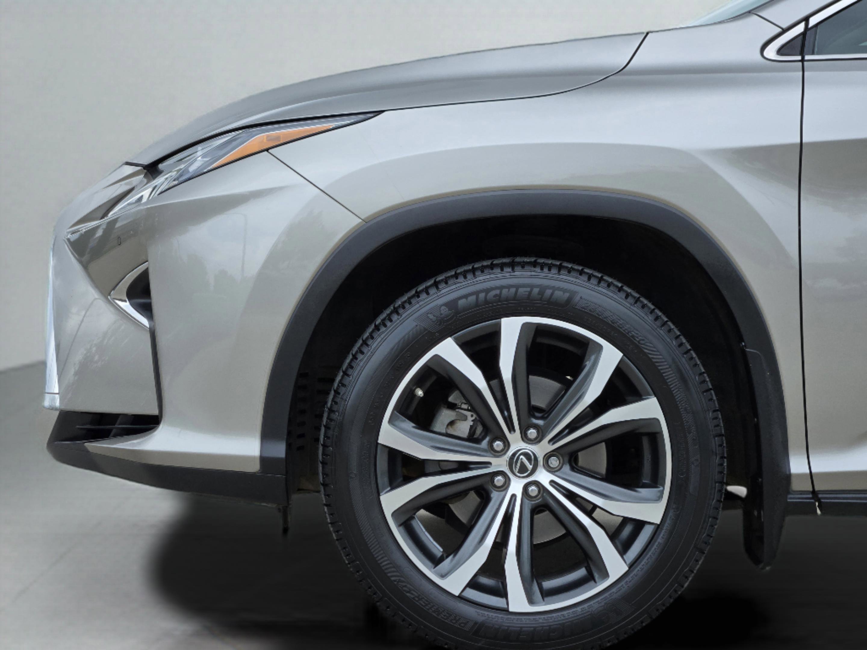 Used 2018 Lexus RX 350 FWD w/ Premium Package image 40