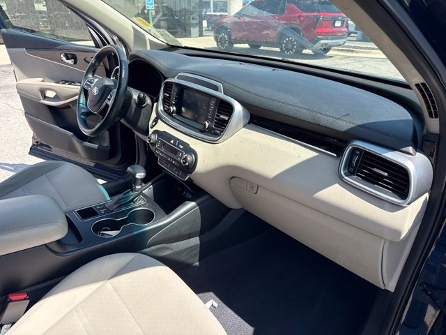 Used 2020 Kia Sorento S FWD image 21