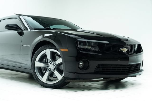 Used 2012 Chevrolet Camaro SS RWD image 4