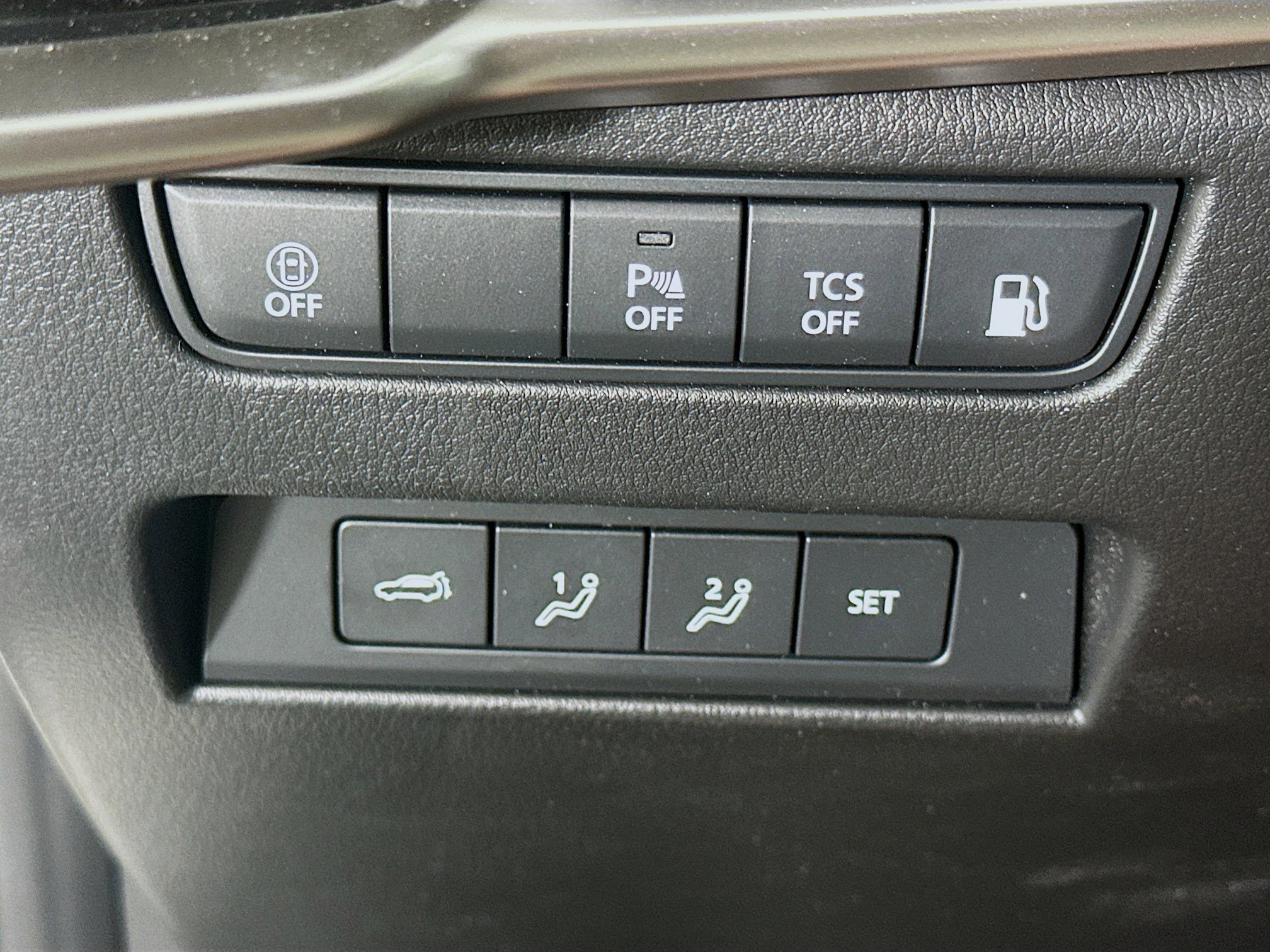 Used 2024 MAZDA CX-90 Plug-In Hybrid w/ Premium Pkg AWD/4WD image 17