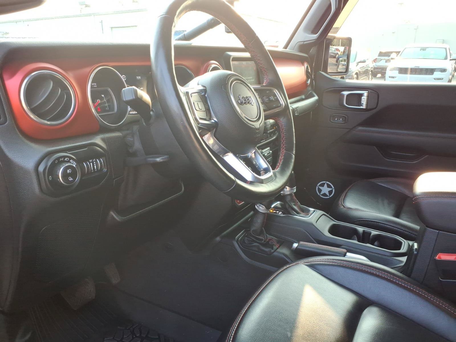 Used 2021 Jeep Gladiator Rubicon w/ Dual Top Group AWD/4WD image 14